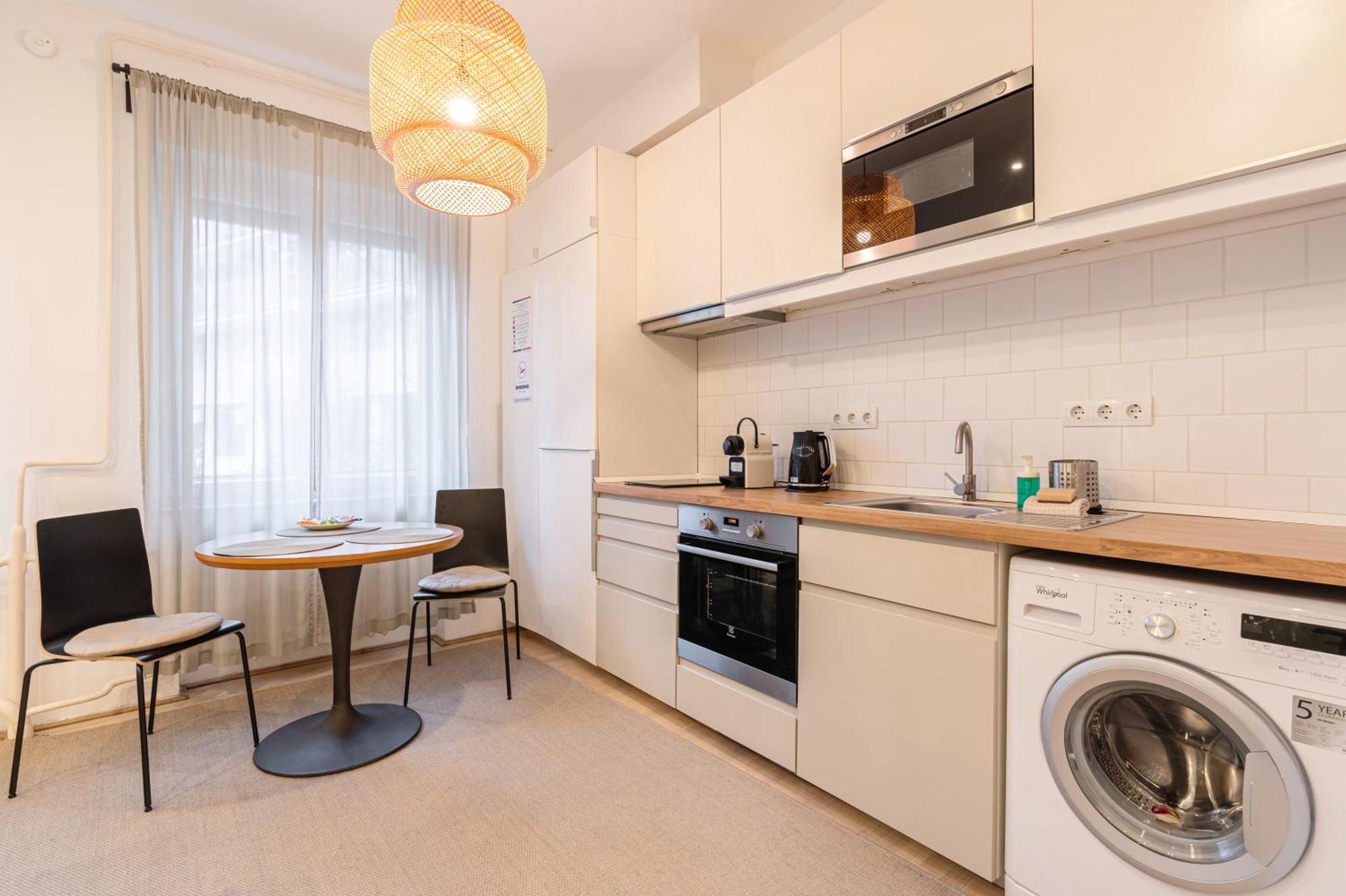 Aurora Acres Apartment